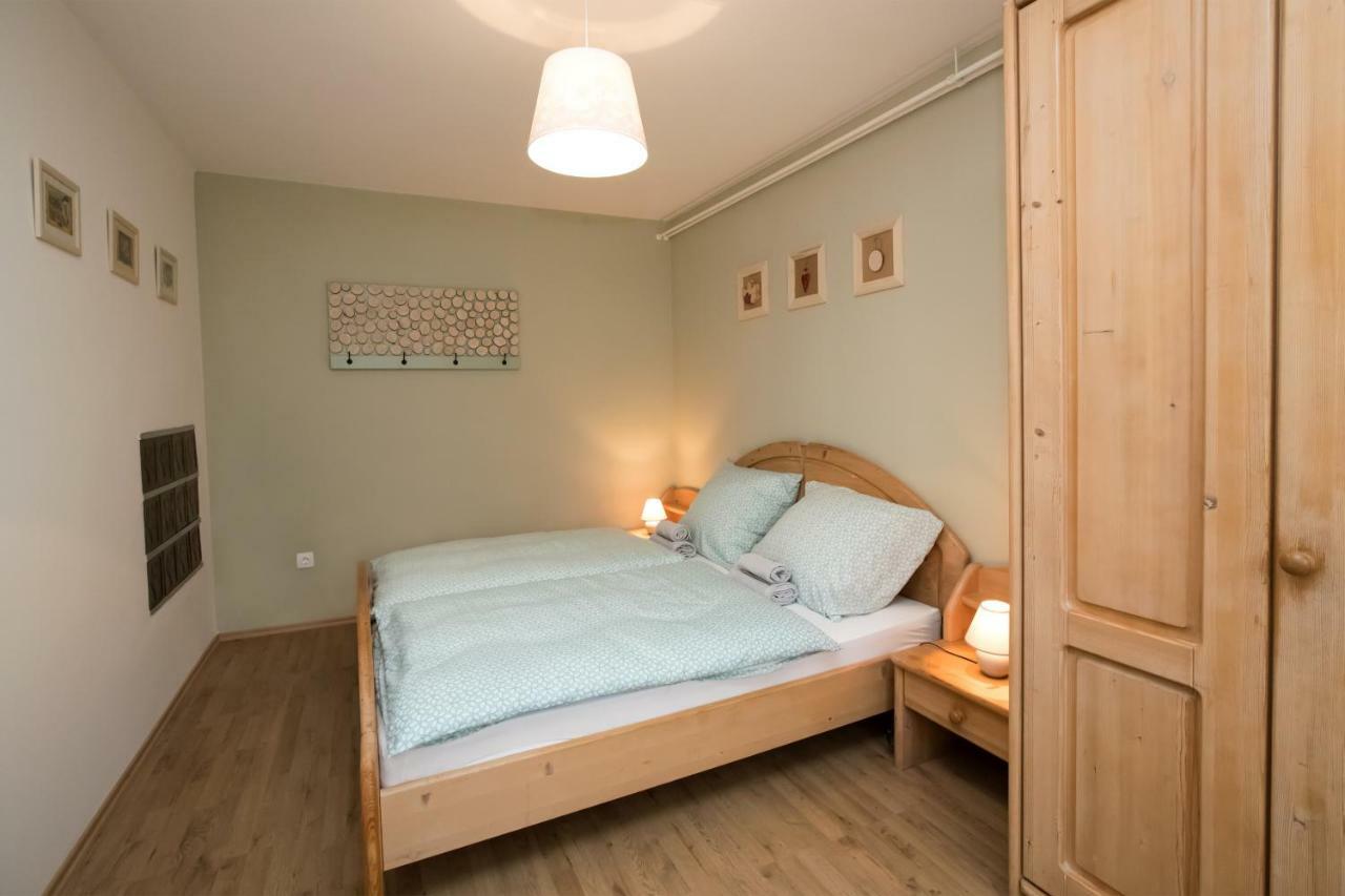 Apartma Pr Gatej بوينج المظهر الخارجي الصورة